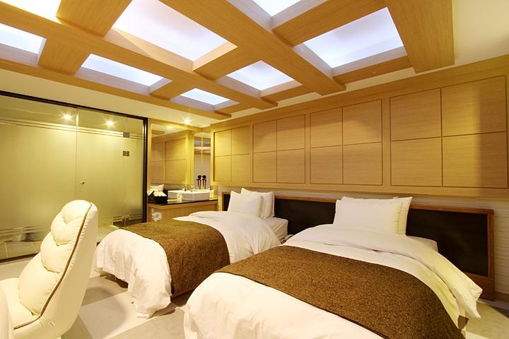 Suwon Orsay Business Hotel Exterior foto